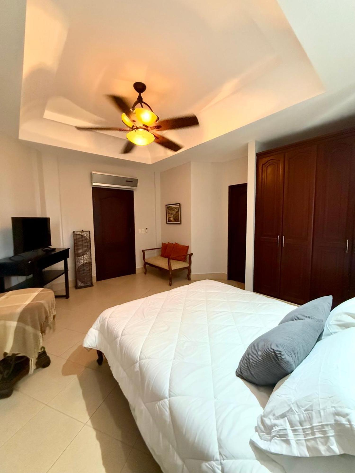 Casa Magna Hotel Las Tablas Eksteriør billede